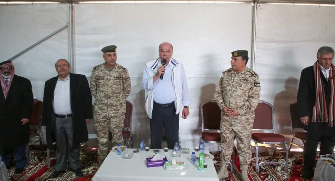 وفد من الأعيان يزور المنطقة العسكرية الشرقية
