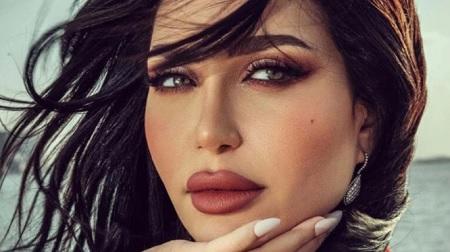 الدكتورة خلود تفاجئ جمهورها بلوك جديد  فيديو 