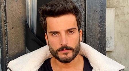 مهند الحمدي يسخر من منتقديه  فيديو 