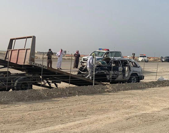 مصرع 4 إماراتيين بحادث مروري مروع في السعودية  صور