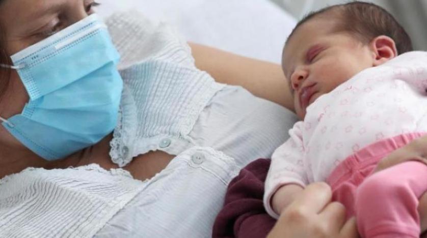 دراسة تحدد العمر المثالي للإنجاب لدى السيدات