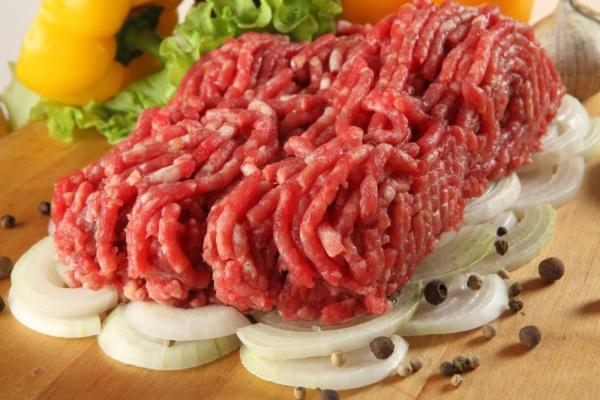 قبل شراء اللحم المفروم لا تغفلي عن هذه الأشياء الهامة