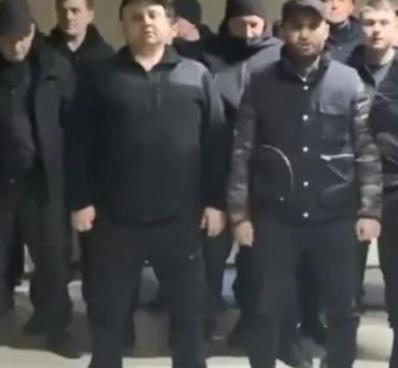 رجل أعمال سوري يُشكل كتيبة لمواجهة الروس  فيديو 