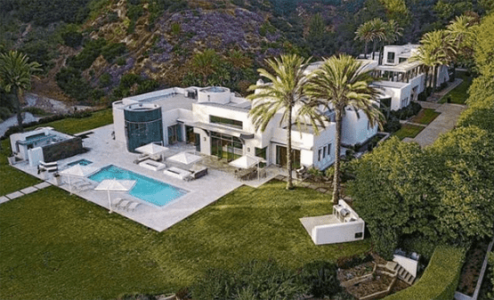 سعودي يبيع منزلا في اميركا بـ 245 مليون دولار  صور