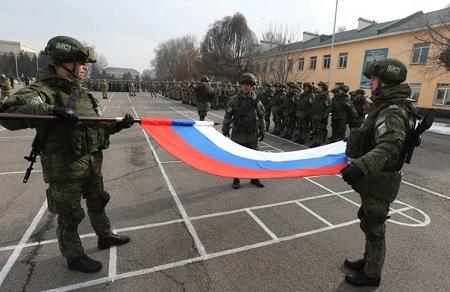 لحظة دخول القوات الروسية مدينة خاركوف  فيديو 