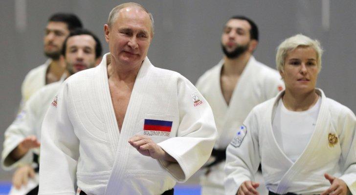 الاتحاد الدولي للجودو يعلق الرئاسة الفخرية لبوتين