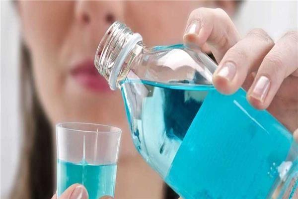 لماذا ينصح الأطباء بضرورة غسل الفم بغسول 