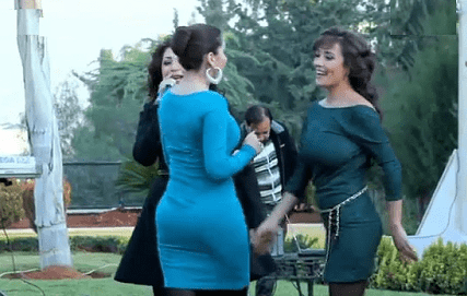 وصلة رقص للفنانة كندا حنا مع نسرين طافش  فيديو