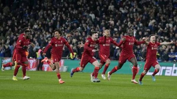 ليفربول يتوج بلقب كأس الرابطة الإنجليزية