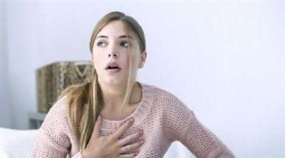  آلام القفص الصدري من أعراض الإصابة بالتهاب الجنبة 