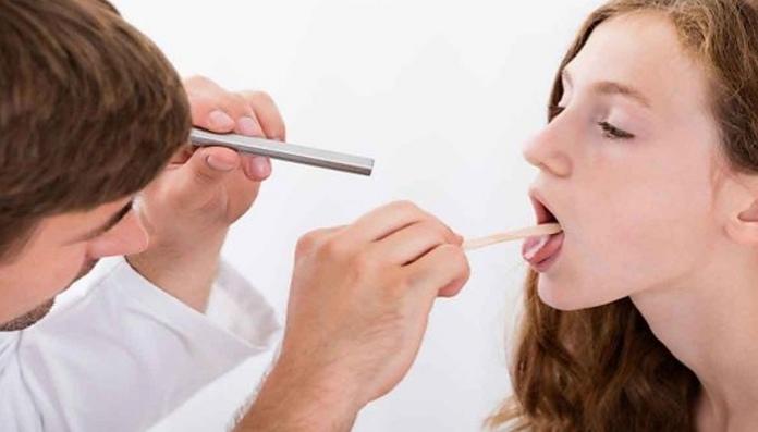 عارض في الفم يدل على الإصابة بالسرطان