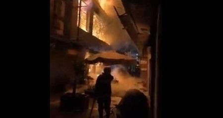 مصرع 11 شخصا بحريق مبنى في دمشق