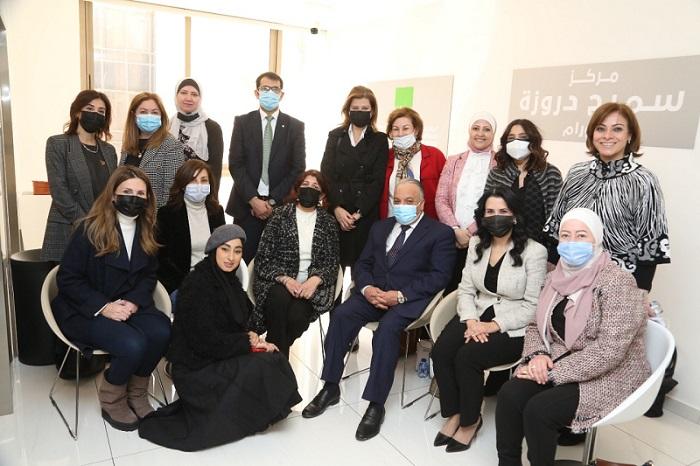 وفد من لجنة المساءلة الطبية وشبكة نساء النهضة يطلع على أثر مبادرة همتنا في البشير