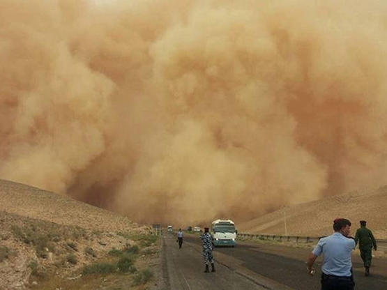 قطع حركة السير في مناطق على الصحراوي