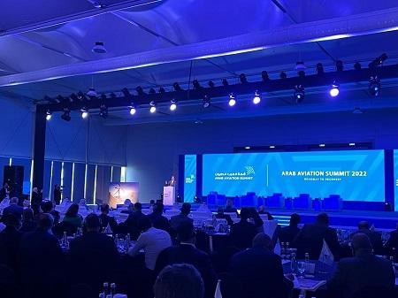 قمة العرب للطيران تؤكد ضرورة تظافر الجهود لتعافي القطاع 