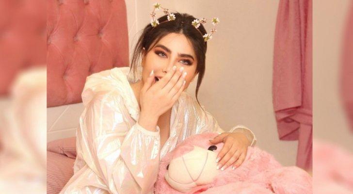 غضب من فاشينتستا سورية ظهرت عارية في جلسة تصوير