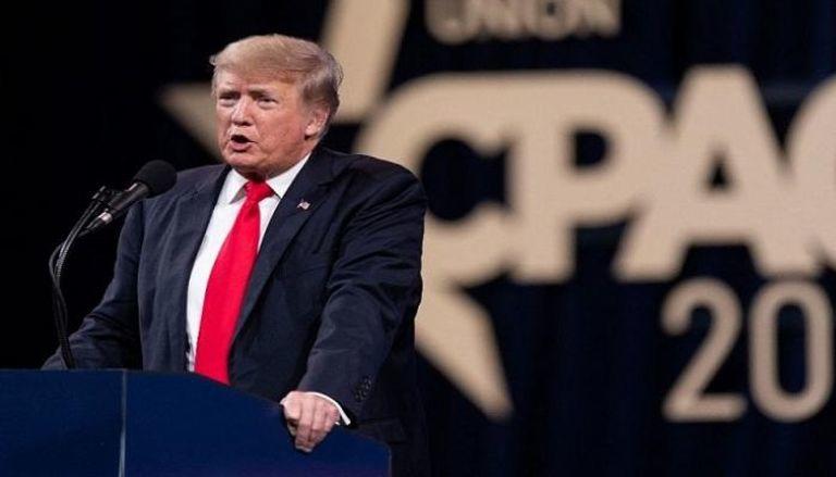 ترامب ينفي مخالفة القوانين