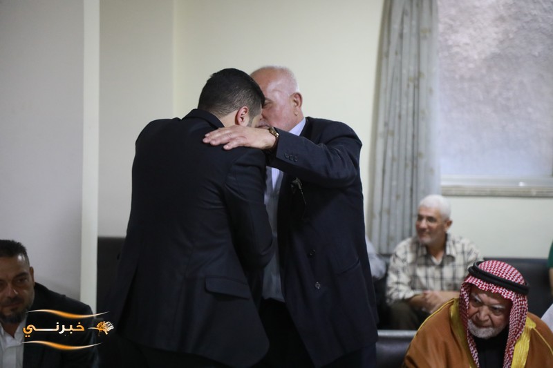 مبروك للزميلين علاء ناجي ورزان السيد الخطوبة