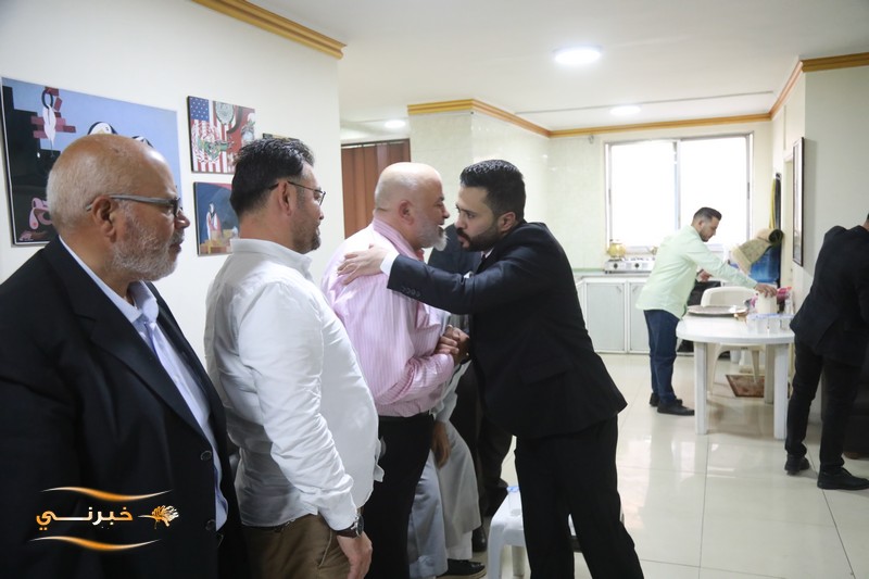 مبروك للزميلين علاء ناجي ورزان السيد الخطوبة