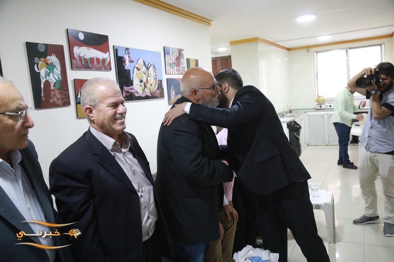 مبروك للزميلين علاء ناجي ورزان السيد الخطوبة