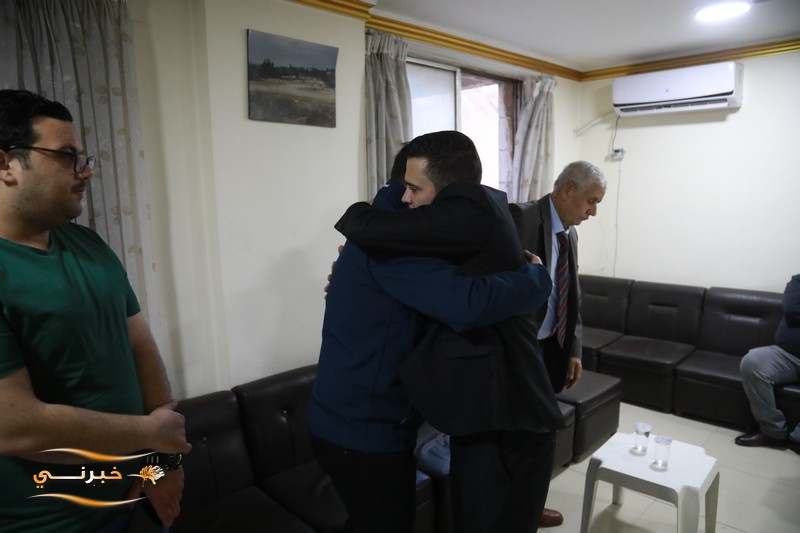 مبروك للزميلين علاء ناجي ورزان السيد الخطوبة