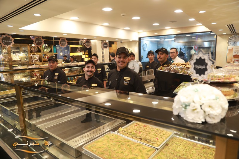 إفتتاح حلويات النجمة في منطقة أبونصير