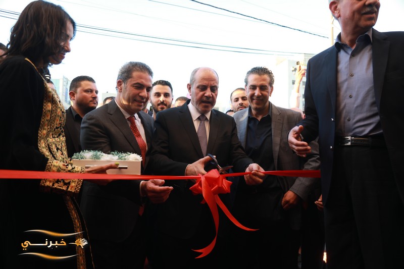 إفتتاح حلويات النجمة في منطقة أبونصير