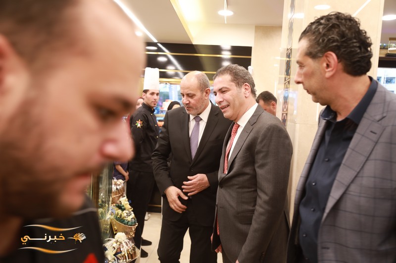 إفتتاح حلويات النجمة في منطقة أبونصير