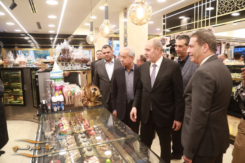 إفتتاح حلويات النجمة في منطقة أبونصير