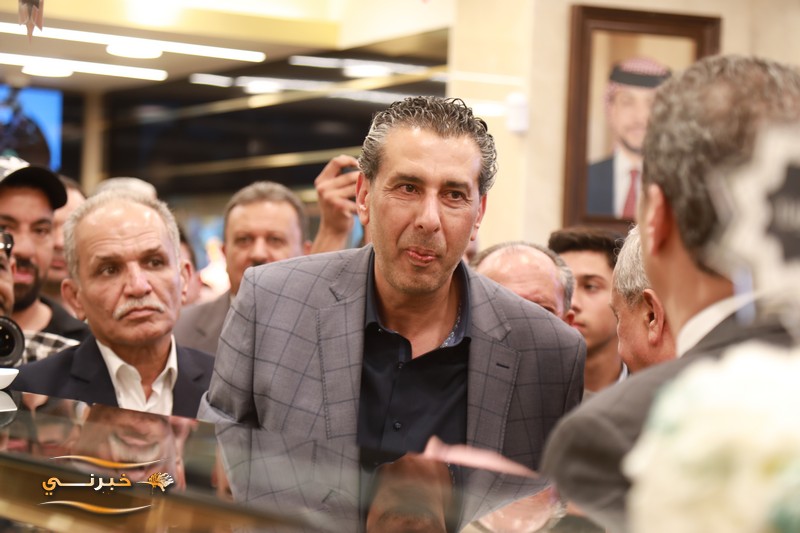 إفتتاح حلويات النجمة في منطقة أبونصير