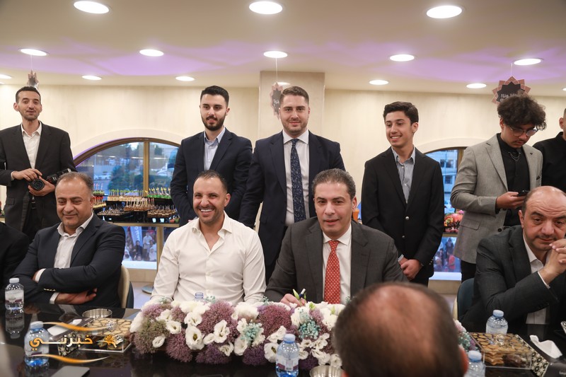 إفتتاح حلويات النجمة في منطقة أبونصير