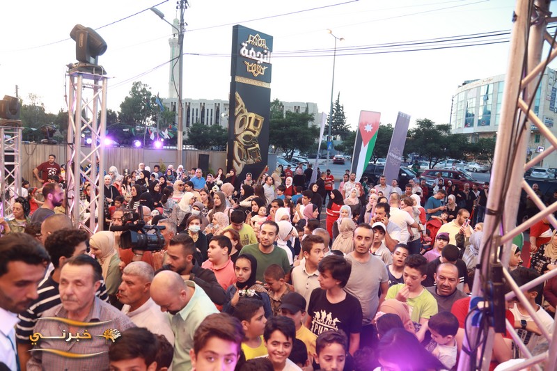 إفتتاح حلويات النجمة في منطقة أبونصير