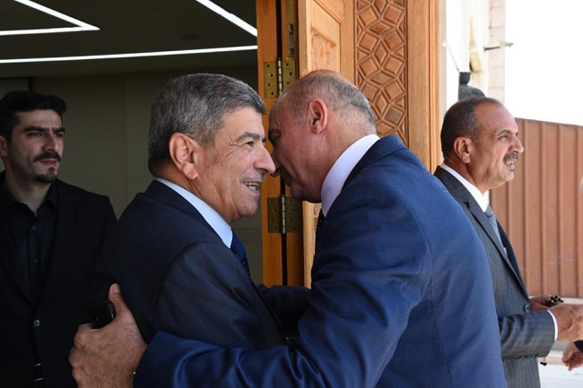 الاستاذ الدكتور محمد المجالي رئيس جامعة الزيتونة الاردنية يقيم مادبة غداء