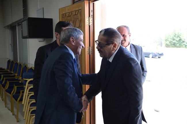 الاستاذ الدكتور محمد المجالي رئيس جامعة الزيتونة الاردنية يقيم مادبة غداء