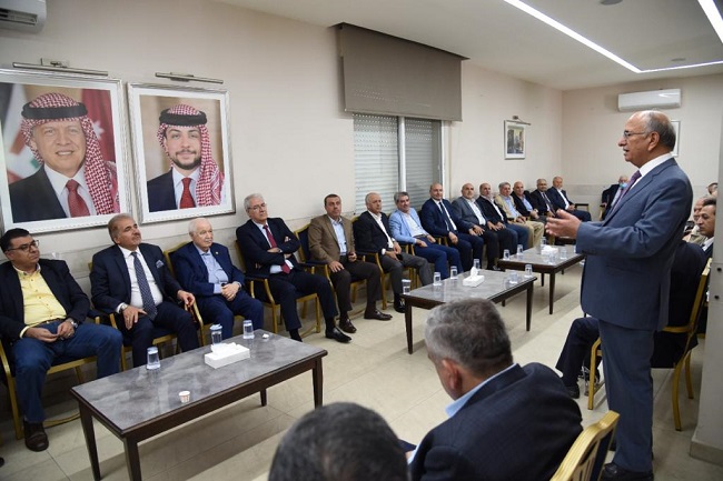 الاستاذ الدكتور محمد المجالي رئيس جامعة الزيتونة الاردنية يقيم مادبة غداء