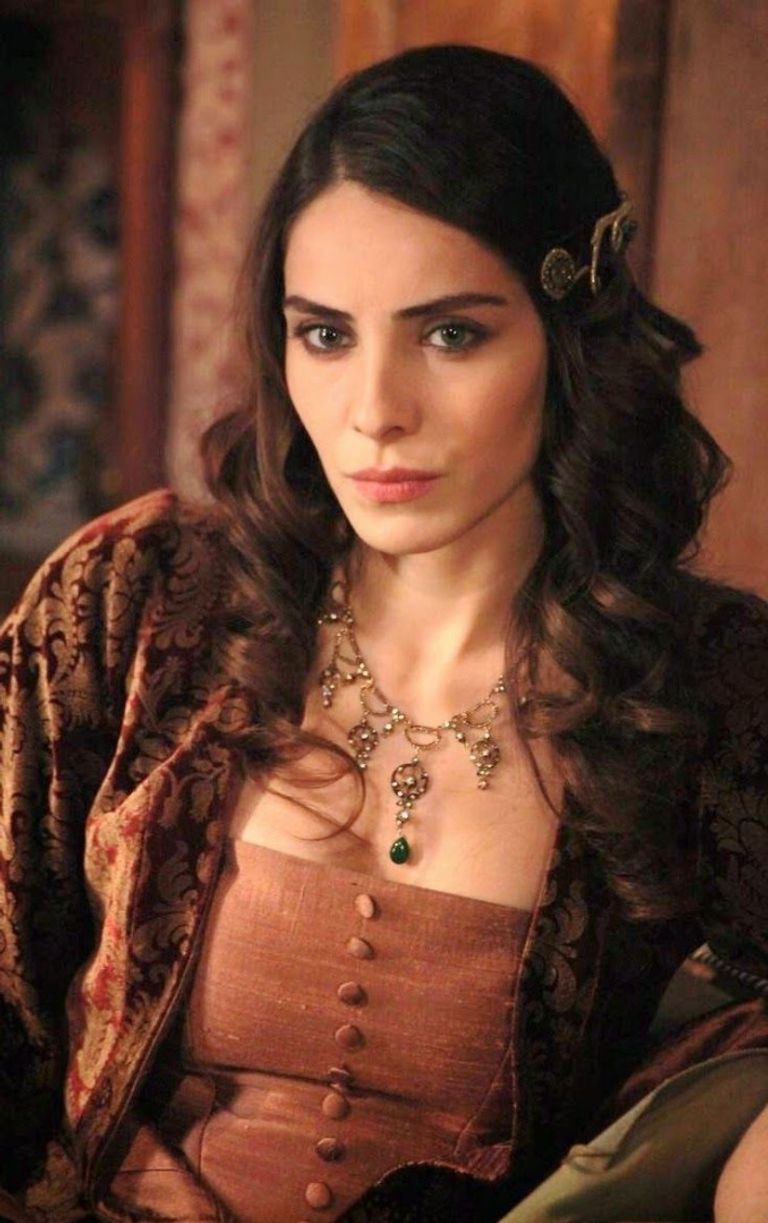 أعلى نجوم تركيا أجراً.. سيطرة نسائية