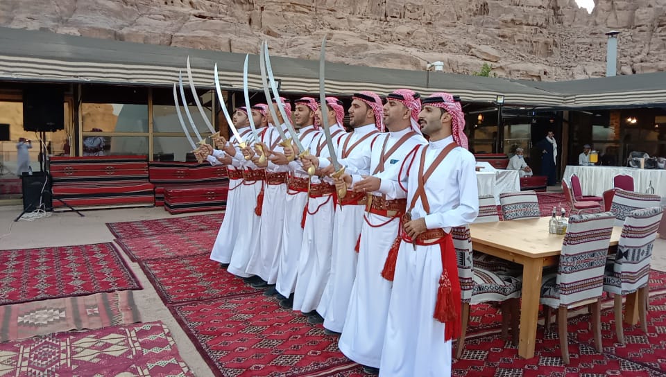 فرقة معان للفنون الشعبية حاضرة في جميع المناسبات