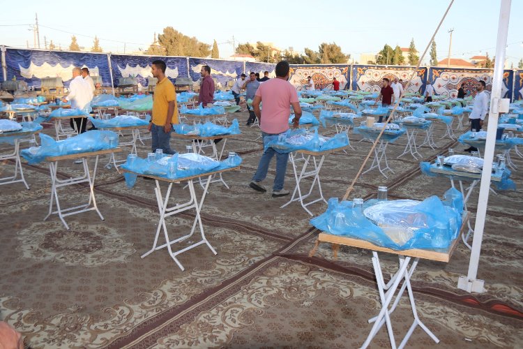 الاستاذ فارس الطراونه يولم بمناسبة زفاف نجله الدكتور فادي - صور