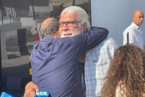 اطلاق سراح الفنان المصري طارق النهري بعد 10 سنوات في السجن - صورة