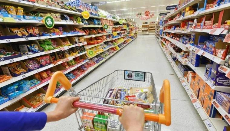 لم يخبرك بها أحد معلبات يجب أن تحتفظي بها دائماً في مطبخك