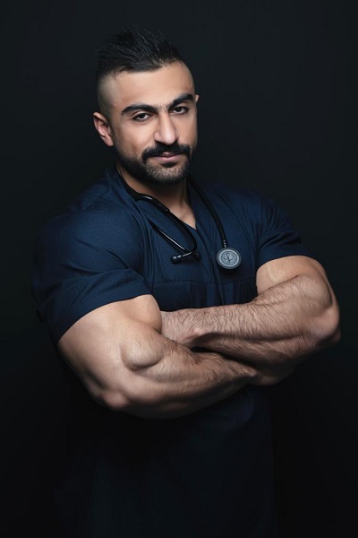 الدكتور النسور .. أردني يعشق التتويج والعضلات - صور