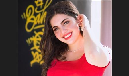 بالفيديو يوتيوبر أردنية تؤلف أغنية من التعليقات السلبية