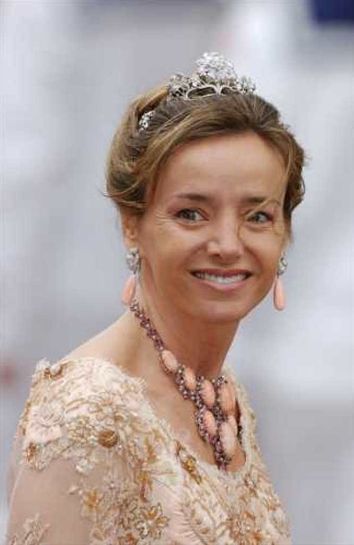 من هي خطيبة الامير غازي بن محمد؟