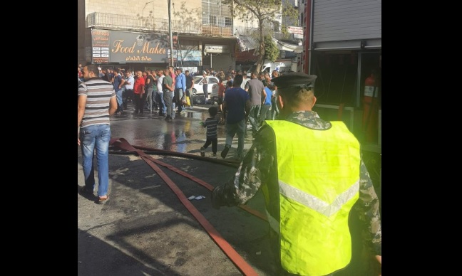 احتراق محل تجاري في عجلون - صور 