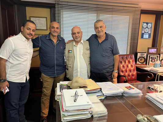 المنتج محمد المجالي و زوجتة محط اهتمام النجوم المصريين