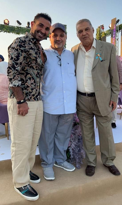 المنتج محمد المجالي و زوجتة محط اهتمام النجوم المصريين