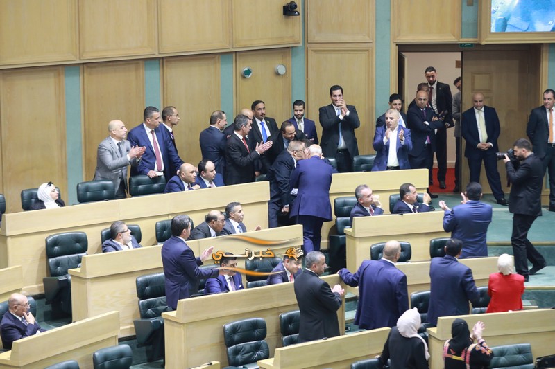 أحمد الصفدي رئيساً لمجلس النواب الأردني