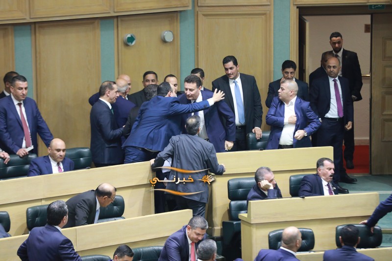 أحمد الصفدي رئيساً لمجلس النواب الأردني