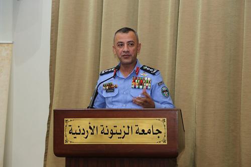 يوم توعوية في جامعة الزيتونة حول آفة المخدرات والحد من ظاهرة حوادث السير 