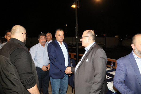 تجار العقبة والكرك يدعمون مرشح غرفة تجارة الاردن شرف الهياجنة لقطاع الأثاث والأدوات المنزلية 